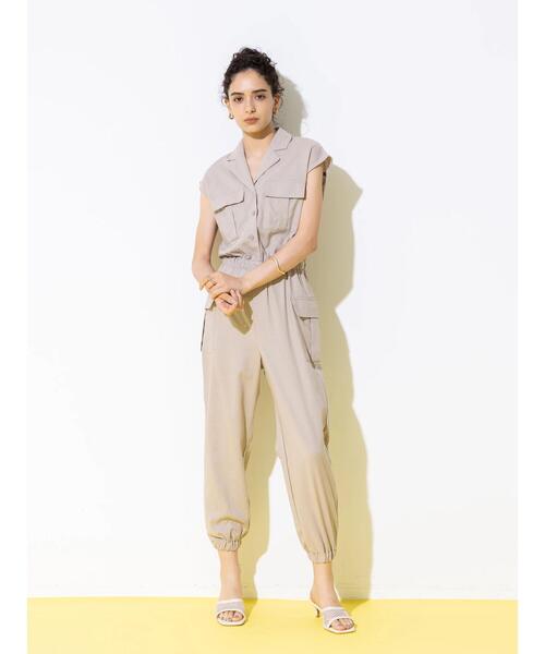 koe（コエ）の「カーゴポケットオールインワン＊（サロペット/オーバーオール・レディース・グレイッシュベージュ/ブラック・FREE）」の7枚目の写真