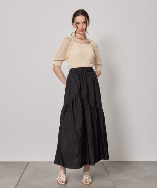 PUBLIC TOKYO（パブリックトウキョウ）の「ナイロンウェーブラインフレアスカート/ウォッシャブル（スカート・レディース・ブラック/カーキ・FREE）」の5枚目の写真