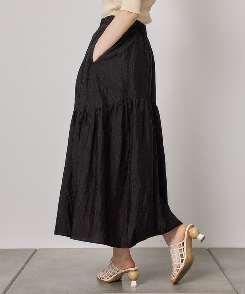 PUBLIC TOKYO（パブリックトウキョウ）の「ナイロンウェーブラインフレアスカート/ウォッシャブル（スカート・レディース・ブラック/カーキ・FREE）」の8枚目の写真