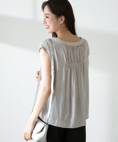 M.deux(エムドゥ)の「◆バックシャンペプラムカットソー◆(Tシャツ/カットソー・レディース・ライトグレー/オフホワイト・MEDIUM)」の17枚目の写真