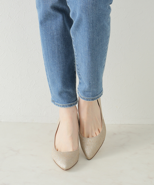LE TALON（ルタロン）の「7cmグリッタープレーンパンプス（パンプス・レディース・ブラック×ブラック/ゴールド/シルバー・22.5cm/23cm/23.5cm/24cm/24.5cm/22cm/21.5/25cm/21/25.5cm）」の5枚目の写真