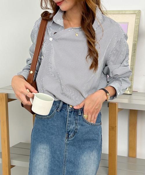 ECLIN（エクラン）の「アシンメトリーデザインルーズシャツ（Tシャツ/カットソー・レディース・ホワイト/ブラック/ブルー/ブラック系その他・S/M）」の20枚目の写真