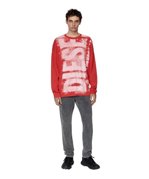 DIESEL(ディーゼル)の「メンズ 22FW デニムパンツ ブラック スリムフィット(デニムパンツ・メンズ・ブラック・26inch/28inch/34inch/30inch/32inch/36inch)」の3枚目の写真