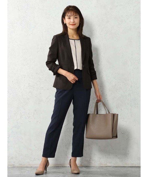 Perfect Suit FActory(パーフェクトスーツファクトリー)の「【お仕事OK/セットアップ可能】ジョーゼット テーパードパンツ ネイビー(スーツパンツ・レディース・ネイビー・S/M/L)」の7枚目の写真