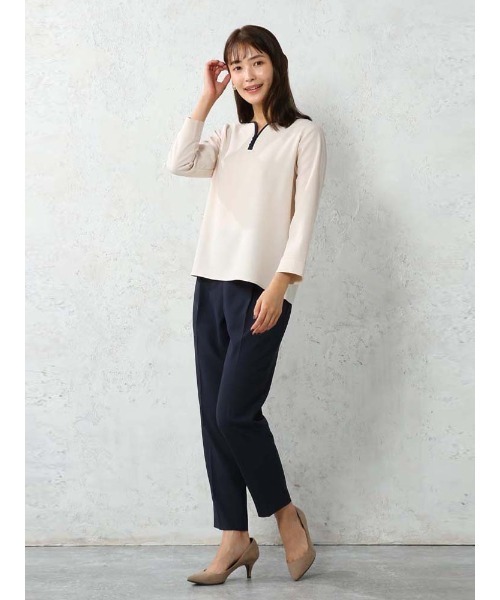 Perfect Suit FActory(パーフェクトスーツファクトリー)の「【お仕事OK/セットアップ可能】ジョーゼット テーパードパンツ ネイビー(スーツパンツ・レディース・ネイビー・S/M/L)」の4枚目の写真