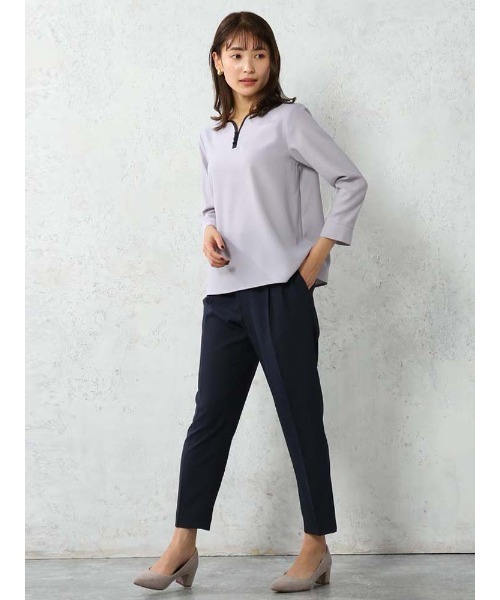 Perfect Suit FActory(パーフェクトスーツファクトリー)の「【お仕事OK/セットアップ可能】ジョーゼット テーパードパンツ ネイビー(スーツパンツ・レディース・ネイビー・S/M/L)」の3枚目の写真