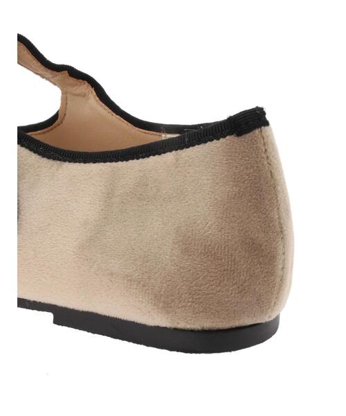 Samansa Mos2（サマンサ モスモス）の「ベロアパイピングシューズ（ドレスシューズ・レディース・ブラック/ベージュ・MEDIUM/LARGE）」の4枚目の写真