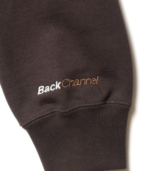 Back Channel（バックチャンネル）の「ZIG ZAG CREW SWEAT
