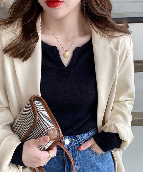 Girly Doll（ガーリードール）の「キーネックプルオーバー（ニット/セーター・レディース・ホワイト/ブラック/ベージュ/ピンク/オレンジ/ブルー/アイボリー/ライトグレー/ピンクベージュ/パープル/ブラウン/キャメル/グリーン・FREE）」の15枚目の写真