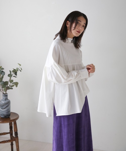 Bou Jeloud(ブージュルード)の「2WAYスタンドフリルネックブラウス(シャツ/ブラウス・レディース・チャコールグレー/オフホワイト・38)」の15枚目の写真