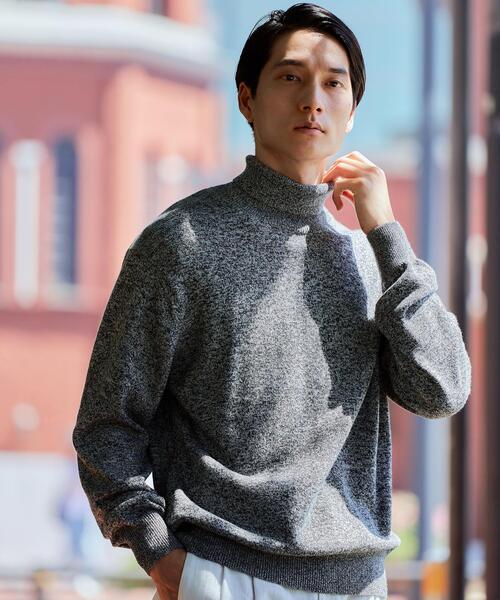 green label relaxing(グリーンレーベルリラクシング)の「シルクミックス 天竺 タートルネック ニット(ニット/セーター・メンズ・ブラック/ダークグレー・S/M/L)」の2枚目の写真