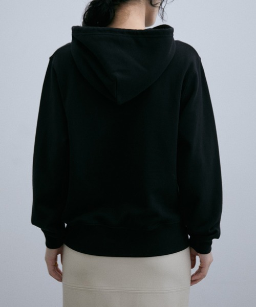 ADAM ET ROPE'（アダムエロペ）の「THE MET x ADAM LOGO SWEAT（パーカー・レディース・グリーン/ブラック/グレー・FREE）」の9枚目の写真