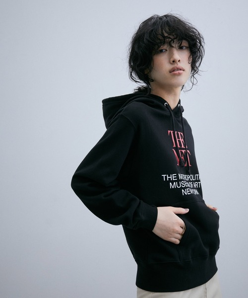 ADAM ET ROPE'（アダムエロペ）の「THE MET x ADAM LOGO SWEAT（パーカー・レディース・グリーン/ブラック/グレー・FREE）」の16枚目の写真