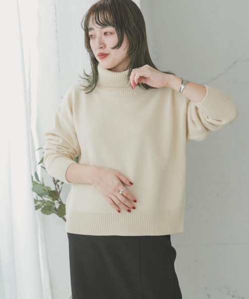 ITEMS URBANRESEARCH(アイテムズ アーバンリサーチ)の「タートルネックニットプルオーバー(ニット/セーター・レディース・オレンジ/オフホワイト/ネイビー・FREE)」の21枚目の写真