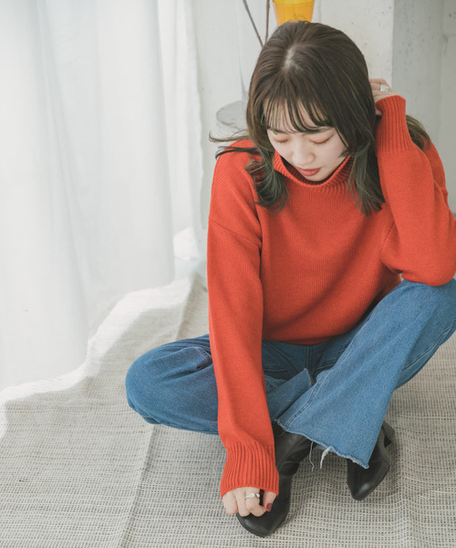 ITEMS URBANRESEARCH(アイテムズ アーバンリサーチ)の「タートルネックニットプルオーバー(ニット/セーター・レディース・オレンジ/オフホワイト/ネイビー・FREE)」の5枚目の写真