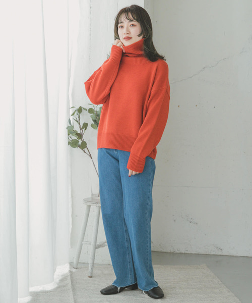 ITEMS URBANRESEARCH(アイテムズ アーバンリサーチ)の「タートルネックニットプルオーバー(ニット/セーター・レディース・オレンジ/オフホワイト/ネイビー・FREE)」の7枚目の写真