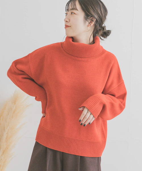 ITEMS URBANRESEARCH(アイテムズ アーバンリサーチ)の「タートルネックニットプルオーバー(ニット/セーター・レディース・オレンジ/オフホワイト/ネイビー・FREE)」の9枚目の写真