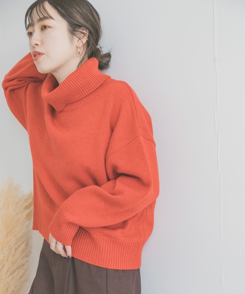 ITEMS URBANRESEARCH(アイテムズ アーバンリサーチ)の「タートルネックニットプルオーバー(ニット/セーター・レディース・オレンジ/オフホワイト/ネイビー・FREE)」の11枚目の写真