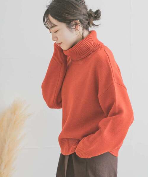 ITEMS URBANRESEARCH(アイテムズ アーバンリサーチ)の「タートルネックニットプルオーバー(ニット/セーター・レディース・オレンジ/オフホワイト/ネイビー・FREE)」の12枚目の写真