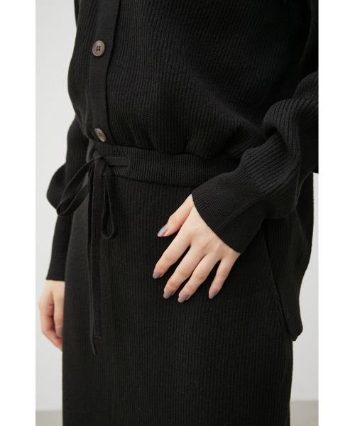 AZUL by moussy（アズールバイマウジー）の「FRONT BUTTON BLOUSING RIB OP/フロントボタンブラウジングリブワンピース（ワンピース・レディース・ダークベージュ/ブラック/カーキ/ボルドー・SMALL/MEDIUM）」の12枚目の写真