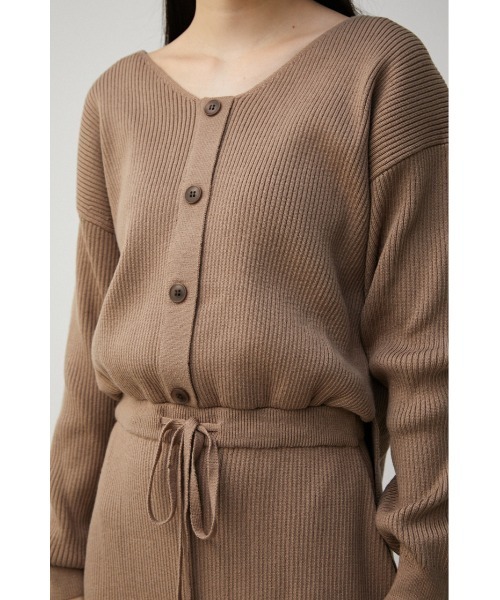 AZUL by moussy（アズールバイマウジー）の「FRONT BUTTON BLOUSING RIB OP/フロントボタンブラウジングリブワンピース（ワンピース・レディース・ダークベージュ/ブラック/カーキ/ボルドー・SMALL/MEDIUM）」の19枚目の写真