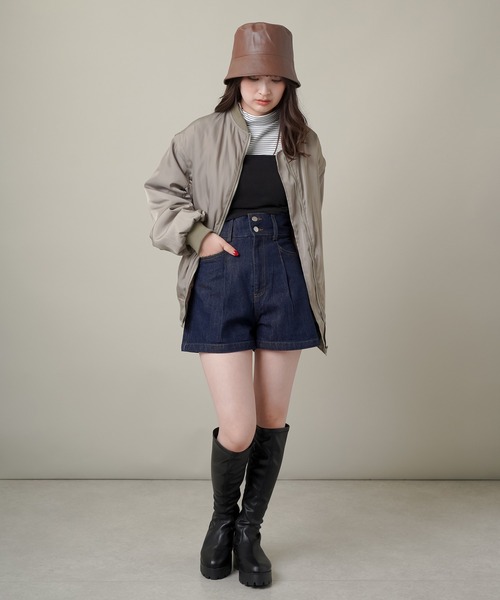 SPINNS(スピンズ)の「フェイクレザー つば下バケットハット(ハット・レディース・ブラウン/ブラック/アイボリー・ONESIZE)」の13枚目の写真