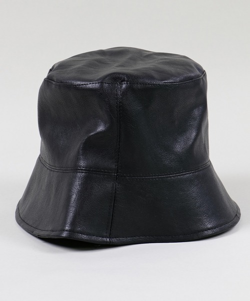 SPINNS(スピンズ)の「フェイクレザー つば下バケットハット(ハット・レディース・ブラウン/ブラック/アイボリー・ONESIZE)」の18枚目の写真