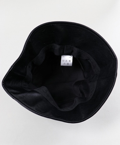 SPINNS(スピンズ)の「フェイクレザー つば下バケットハット(ハット・レディース・ブラウン/ブラック/アイボリー・ONESIZE)」の20枚目の写真