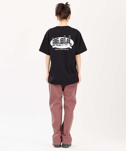 X-girl（エックスガール）の「HORIZON MILLS LOGO S/S TEE（Tシャツ/カットソー・レディース・ブラック/ホワイト/オレンジ・S/M/L/XL）」の21枚目の写真