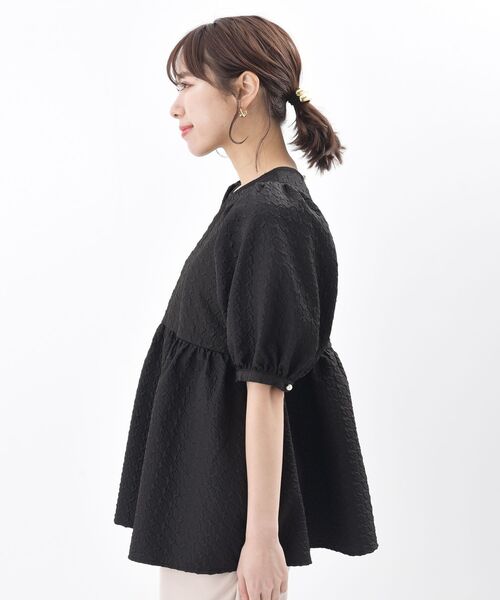 rps（アールピーエス）の「エンボスペプラムブラウス（シャツ/ブラウス・レディース・アイボリー/ブラック・フリー）」の9枚目の写真