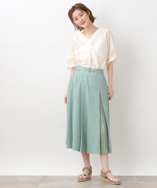 grove(グローブ)の「◆大人の余裕!ナチュラルキレイブラウス♪(シャツ/ブラウス・レディース・オフホワイト/ブラック/ワインレッド・03/02/01/05/04)」の6枚目の写真