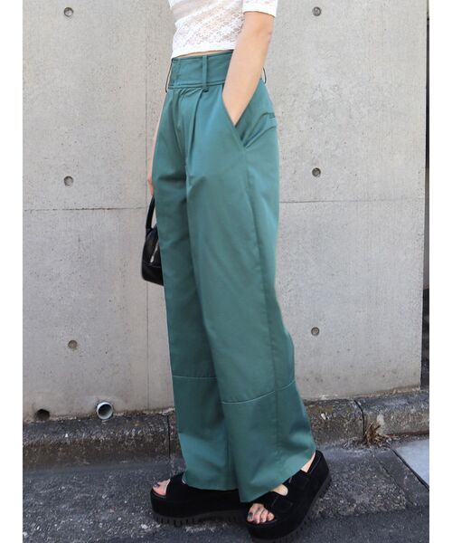 EMODA（エモダ）の「ハイウエストルーズパンツ（その他パンツ・レディース・ブラック/グリーン/アイボリー・SMALL/MEDIUM）」の3枚目の写真