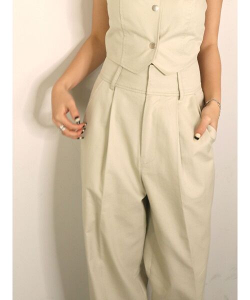 EMODA（エモダ）の「ハイウエストルーズパンツ（その他パンツ・レディース・ブラック/グリーン/アイボリー・SMALL/MEDIUM）」の13枚目の写真