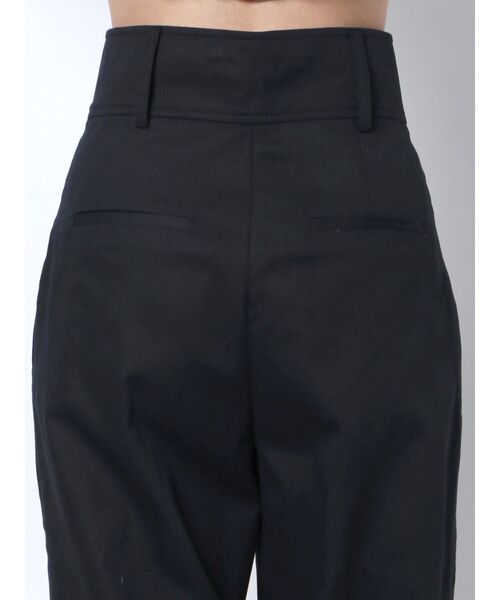 EMODA（エモダ）の「ハイウエストルーズパンツ（その他パンツ・レディース・ブラック/グリーン/アイボリー・SMALL/MEDIUM）」の19枚目の写真