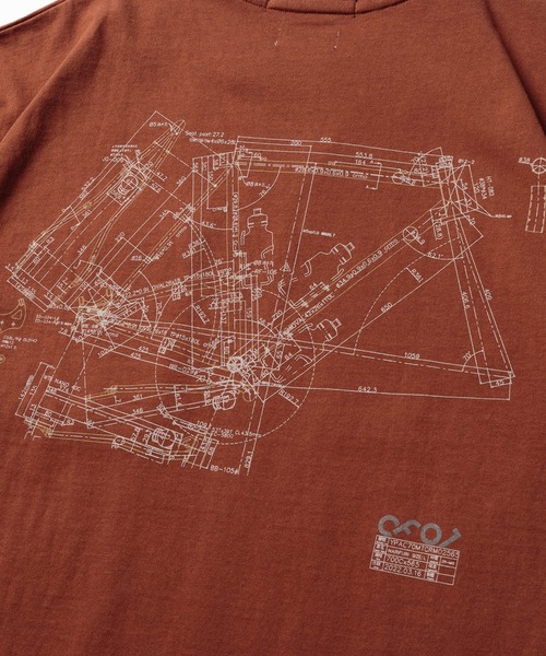 narifuri(ナリフリ)の「nanotec 制菌バックプリントTシャツ(Tシャツ/カットソー・メンズ・ブラウン/ホワイト/ブラック/カーキ・SMALL/MEDIUM/LARGE)」の10枚目の写真