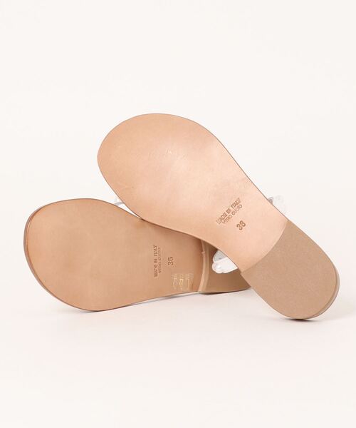 FABIO RUSCONI（ファビオルスコーニ）の「【FABIO RUSCONI/ファビオルスコーニ】パール ストラップ フラットミュールサンダル（サンダル・レディース・ホワイト/ブラック/ブラウン・36/37/38）」の5枚目の写真