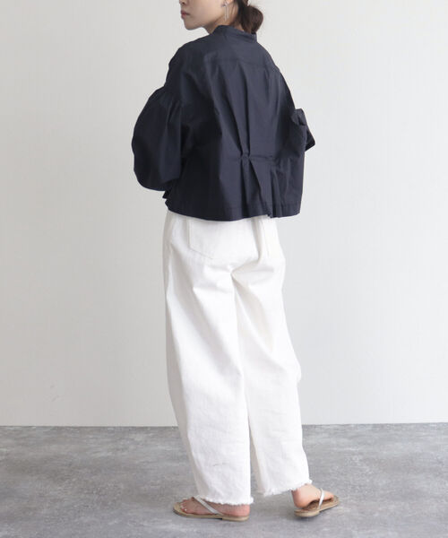 fredy emue（フレディエミュ）の「【fredy emue/フレディエミュ】クロプトバンドカラーシャツブルゾン（シャツ/ブラウス・レディース・オフホワイト/ネイビー/カーキ・38）」の16枚目の写真