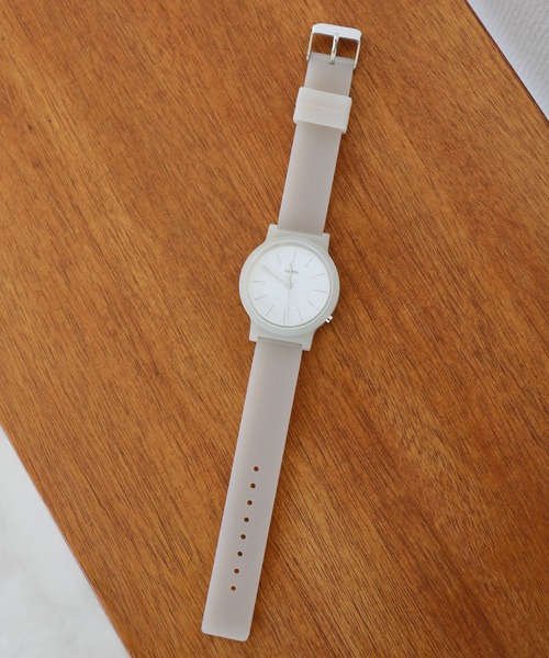 nattito(ナティート)の「〈nattito/ナティート〉clear matt watch グミー(アナログ腕時計・レディース・ブラック/ホワイト/ブラウン/グレー/グリーン・ONE SIZE)」の4枚目の写真