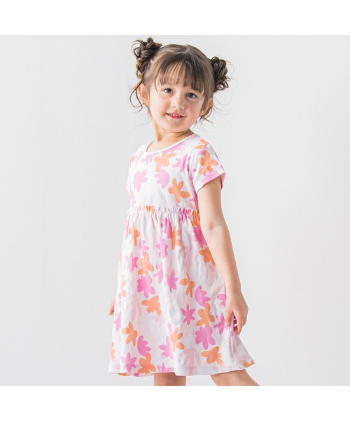 BeBe（ベベ）の「BeBe/アートフラワープリントワンピース(90~140cm)（ワンピース・キッズ・ブルー系その他/ピンク系その他・100/110/90/130/120/140）」の5枚目の写真