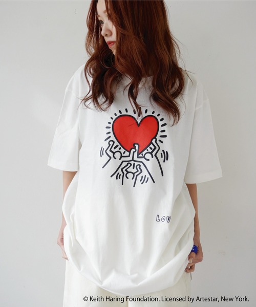 Keith Haring（キース・ヘリング）の「【 Keith Haring / キースヘリング 】 アート プリント Tシャツ ( HEART )（Tシャツ/カットソー・メンズ・ホワイト/グレイッシュブルー/スミクロ/オフホワイト・XL/L/M）」の20枚目の写真