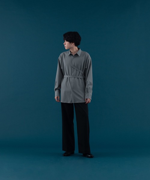 SELLE GLANT(セレグランテ)の「WAIST BELT LONG SLEEVE SHIRT/ウエストベルトロングスリーブシャツ(シャツ/ブラウス・メンズ・ダークブルー/オフホワイト・MEDIUM/LARGE)」の8枚目の写真