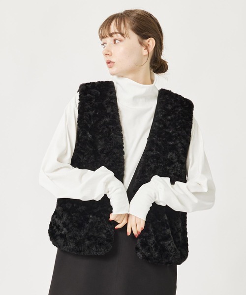 MILKFED.（ミルクフェド）の「FUR VEST（ベスト・レディース・ブラック/ブラウン/オフホワイト・ONE SIZE）」の19枚目の写真