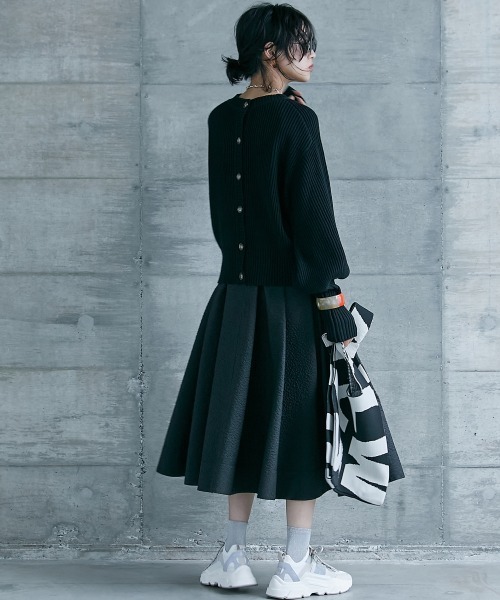 GEVS.(ジェイヴィス)の「<大きいサイズ> 2WAYニットカーディガン GEVS.(カーディガン/ボレロ・レディース・レッド/ブラック/ブルー・L/LL/3L/4L/5L)」の13枚目の写真