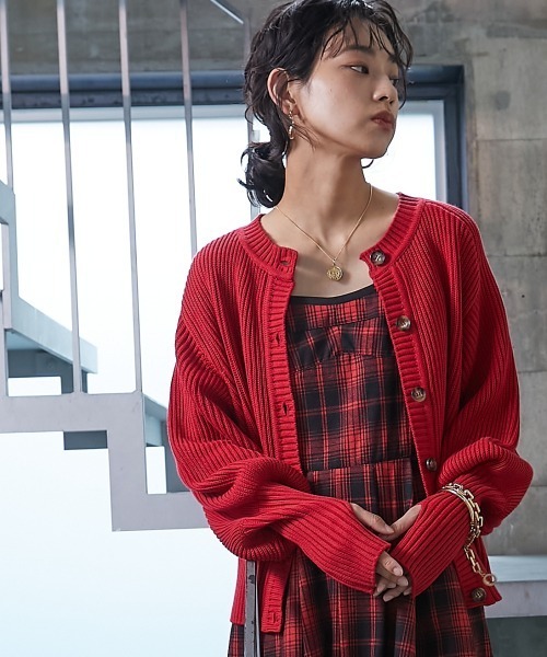 GEVS.(ジェイヴィス)の「<大きいサイズ> 2WAYニットカーディガン GEVS.(カーディガン/ボレロ・レディース・レッド/ブラック/ブルー・L/LL/3L/4L/5L)」の19枚目の写真