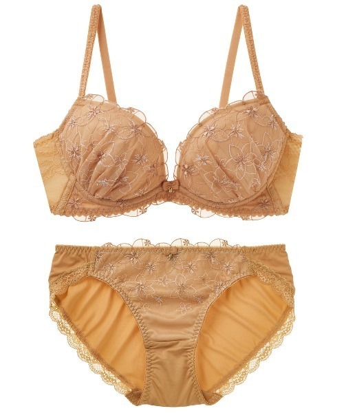 tutuanna（チュチュアンナ）の「ブラジャーショーツセット　[運命のブラ]ルミエールブーケブラ&ショーツセット（ブラ&ショーツ・レディース・ピンク/グレー/グリーン/オフホワイト/ターメリック/グレイッシュブルー/ピンク系その他・D65/C70/A70/A75/D70/E70/B65/C65/C75/E65/E75/B75/B70/A65/D75/C80/E80/E75L/E75M/C75L/D75L/D75M）」の5枚目の写真