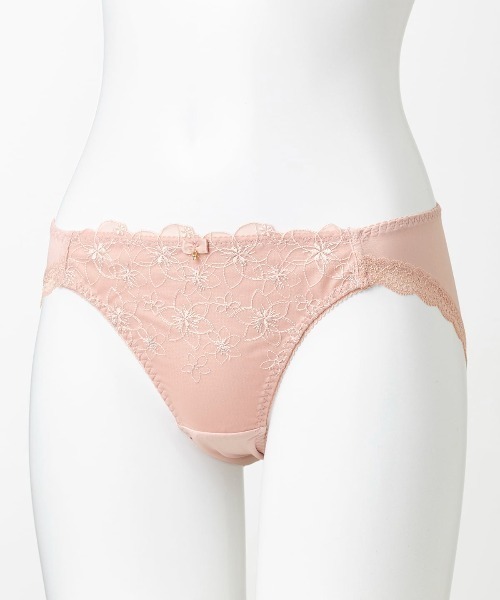 tutuanna（チュチュアンナ）の「ブラジャーショーツセット　[運命のブラ]ルミエールブーケブラ&ショーツセット（ブラ&ショーツ・レディース・ピンク/グレー/グリーン/オフホワイト/ターメリック/グレイッシュブルー/ピンク系その他・D65/C70/A70/A75/D70/E70/B65/C65/C75/E65/E75/B75/B70/A65/D75/C80/E80/E75L/E75M/C75L/D75L/D75M）」の18枚目の写真