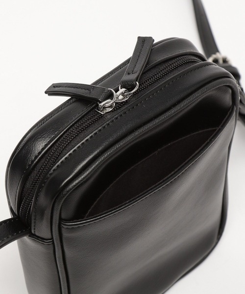 LAKOLE（ラコレ）の「FLフラップミニショルダー / 969627（ショルダーバッグ・メンズ・モカ/ブラック/グレイッシュベージュ・FREE）」の8枚目の写真