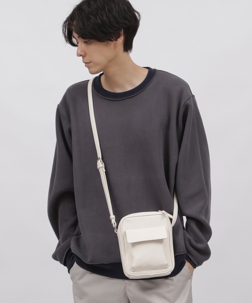 LAKOLE（ラコレ）の「FLフラップミニショルダー / 969627（ショルダーバッグ・メンズ・モカ/ブラック/グレイッシュベージュ・FREE）」の20枚目の写真