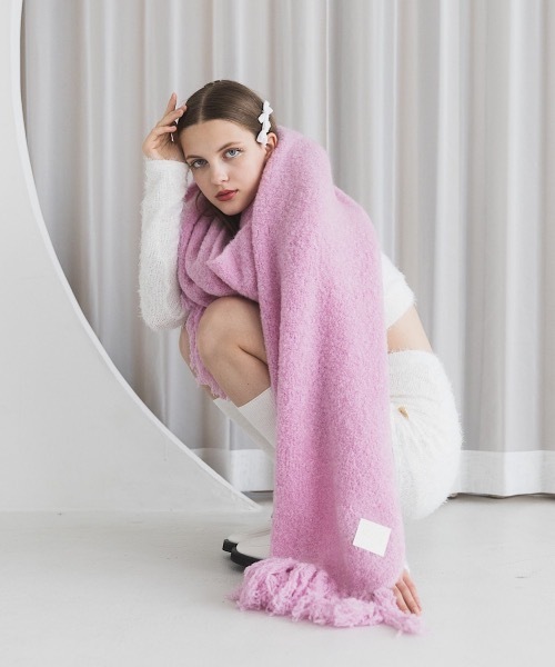 lilLilly(リルリリー)の「キャンディカラーモヘアタッチマフラー(マフラー・レディース・アイボリー/ブルー/ピンク・FREE)」の9枚目の写真