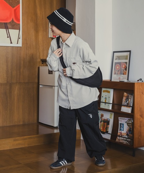 kaoyorinakami（カオヨリナカミ）の「heart stripe shirts